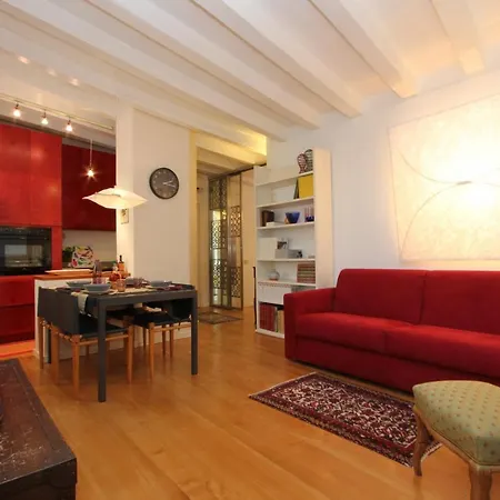 Cannaregio Apartment