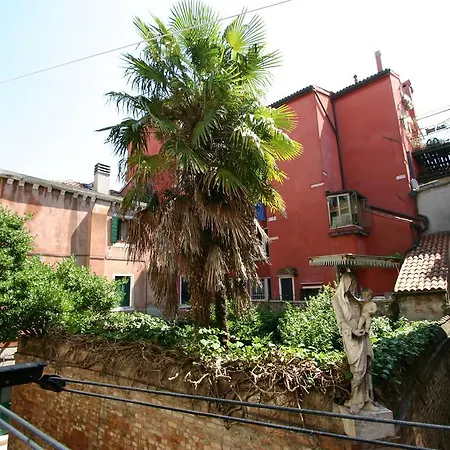 Cannaregio Apartment